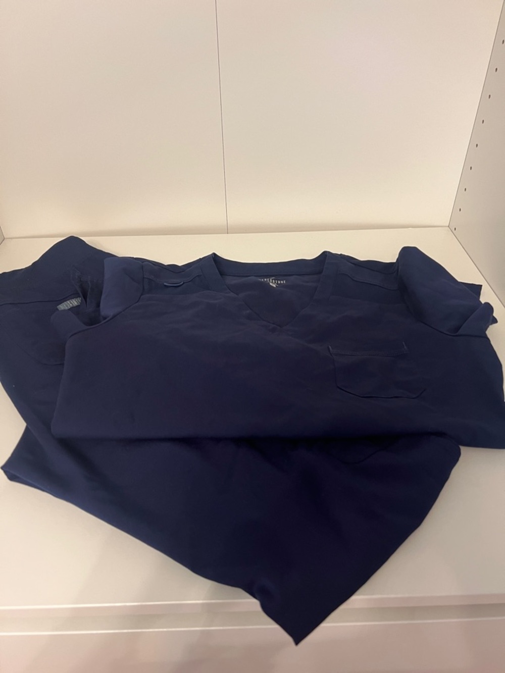 Med Couture Navy V-Neck ScrubTop and banded bottoms